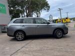 2013 MITSUBISHI OUTLANDER 4D WAGON ES (4x4) ZJ