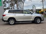 2012 TOYOTA KLUGER 4D WAGON KX-R (FWD) 7 SEAT GSU40R MY11 UPGRADE